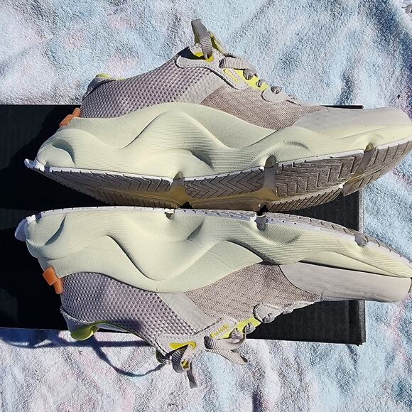 Sorel Kinetic RNGED Lace Knit Yellow Low Top Sneakers Women’s Size 9 - Picture 8 of 9